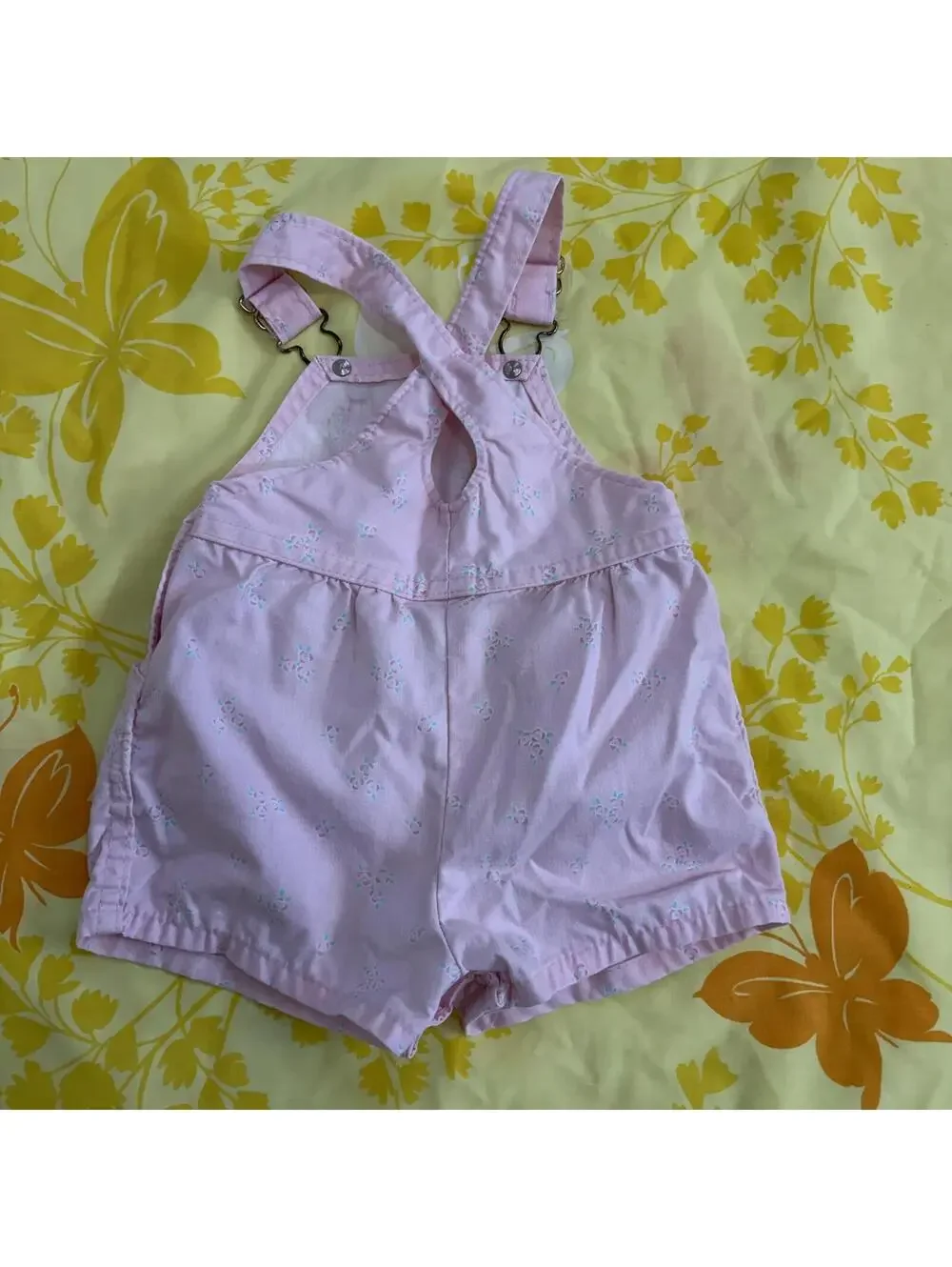 Oshkosh B’Gosh pink dainty floral short-alls vintage 90s